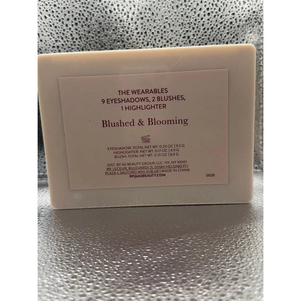 Laura Geller brand new